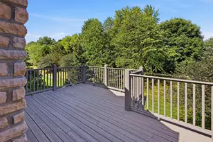 W250N4997 William Dr, Sussex, WI 53072 - Photo 27