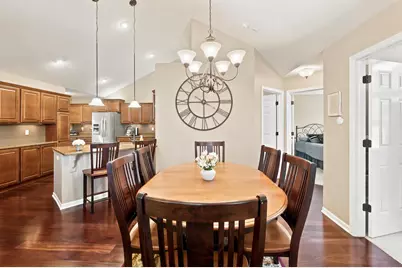 W250N4997  William Dr, Sussex, WI 53072 - Photo 13