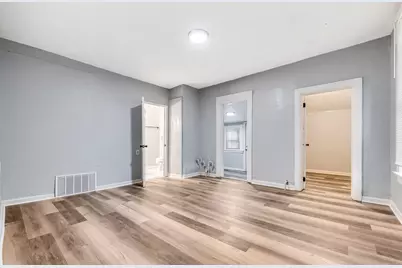 1215  Racine St, Racine, WI 53403 - Photo 13
