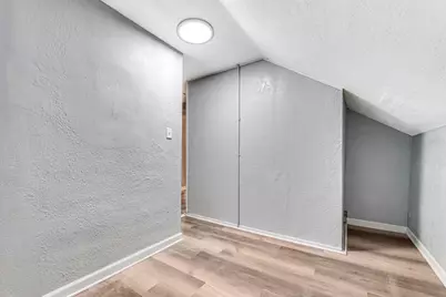 1215  Racine St, Racine, WI 53403 - Photo 11