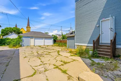730  Park Ave, Racine, WI 53403 - Photo 37