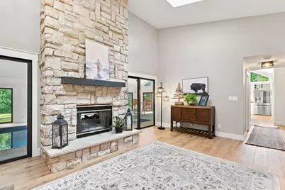 19800 W Briar Ridge Dr, Brookfield, WI 53045 - Photo 9