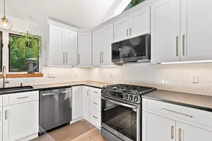 19800 W Briar Ridge Dr, Brookfield, WI 53045 - Photo 19