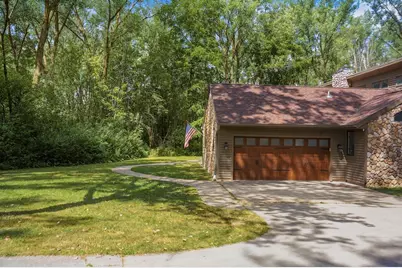 19800 W Briar Ridge Dr, Brookfield, WI 53045 - Photo 7