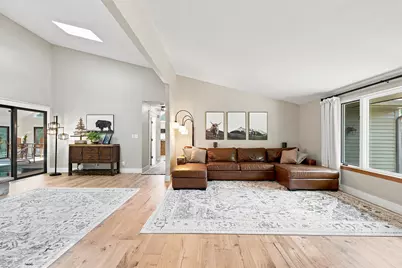 19800 W Briar Ridge Dr, Brookfield, WI 53045 - Photo 13