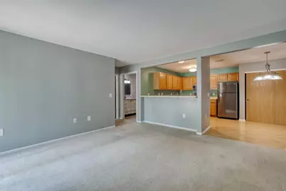 4875  Easy St #5, Delafield, WI 53029 - Photo 11