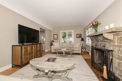 2510 N Harding Blvd, Wauwatosa, WI 53226 - Photo 7