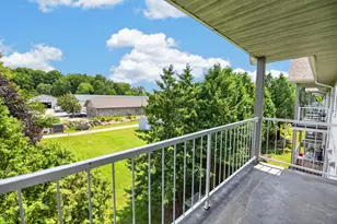 140 W Commerce Blvd, Slinger, WI 53086 - Photo 9