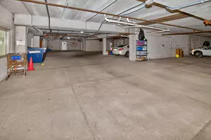 140 W Commerce Blvd, Slinger, WI 53086 - Photo 33