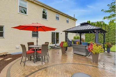 688 W Hickory Ln, Saukville, WI 53080 - Photo 37
