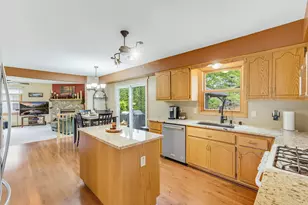 688 W Hickory Ln, Saukville, WI 53080 - Photo 11