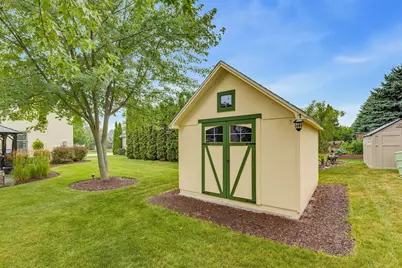 688 W Hickory Ln, Saukville, WI 53080 - Photo 39