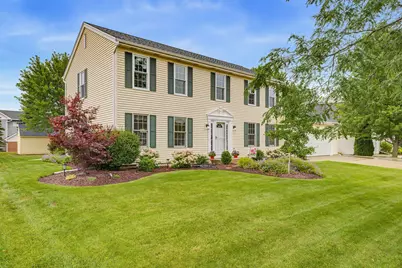 688 W Hickory Ln, Saukville, WI 53080 - Photo 1