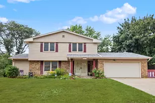 2420 Saratoga Rd, Waukesha, WI 53186 - Photo 1