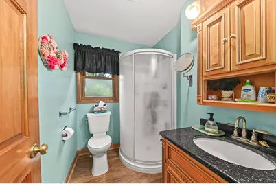 2420  Saratoga Rd, Waukesha, WI 53186 - Photo 15