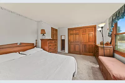 2420  Saratoga Rd, Waukesha, WI 53186 - Photo 19