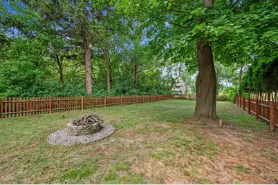 W342N4861 W Lindy Ln, Oconomowoc, WI 53058 - Photo 27