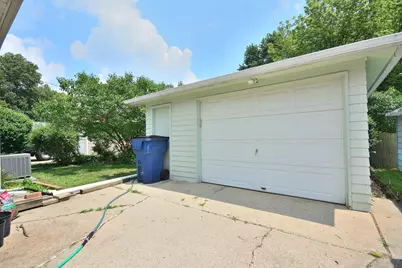 3438 S 81st St, Milwaukee, WI 53219 - Photo 29