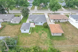 2917 S 15th St, Sheboygan, WI 53081 - Photo 29