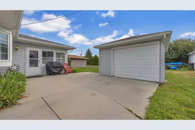 2917 S 15th St, Sheboygan, WI 53081 - Photo 19