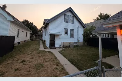 4718 N 41st St, Milwaukee, WI 53209 - Photo 5