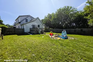 2726 71st St, Kenosha, WI 53143 - Photo 9