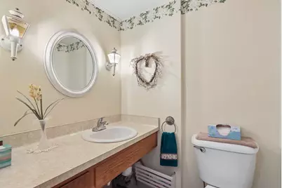 5380 S 23rd St, Milwaukee, WI 53221 - Photo 9