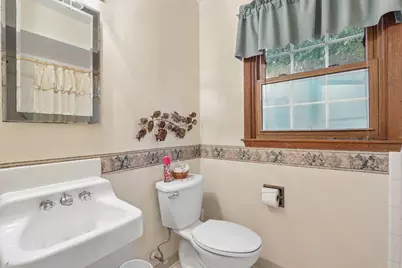 5380 S 23rd St, Milwaukee, WI 53221 - Photo 27