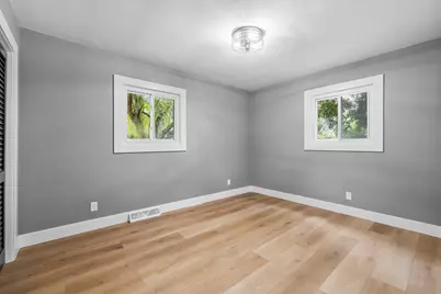525 W Loos St, Hartford, WI 53027 - Photo 23