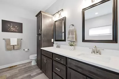 10027  Camelot Dr, Racine, WI 53406 - Photo 29