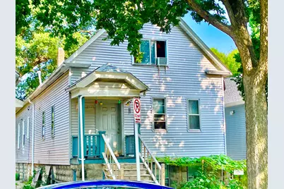 2560 S 12th St, Milwaukee, WI 53215 - Photo 3