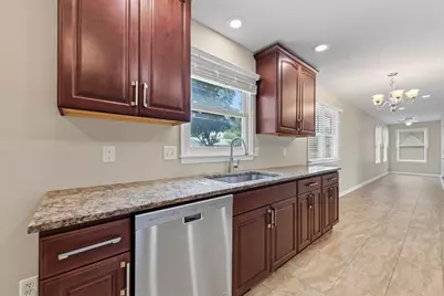 643  Winter St, Onalaska, WI 54650 - Photo 7
