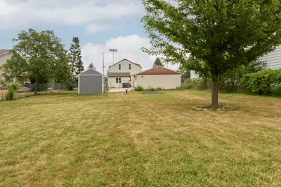 4013 S 40th St, Greenfield, WI 53221 - Photo 25