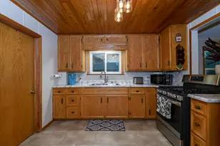 4013 S 40th St, Greenfield, WI 53221 - Photo 3