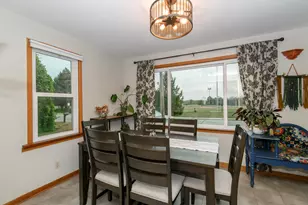 4013 S 40th St, Greenfield, WI 53221 - Photo 7