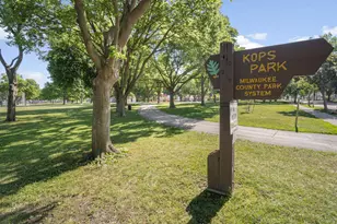 3235 N 88th St, Milwaukee, WI 53222 - Photo 27