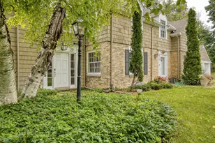 825 Lone Tree Rd, Elm Grove, WI 53122 - Photo 3