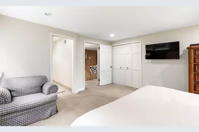 825  Lone Tree Rd, Elm Grove, WI 53122 - Photo 25