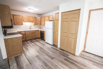 622  Shepherds Dr #3, West Bend, WI 53090 - Photo 5