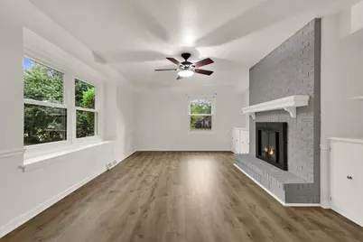 10229 N Concord Dr, Mequon, WI 53097 - Photo 13