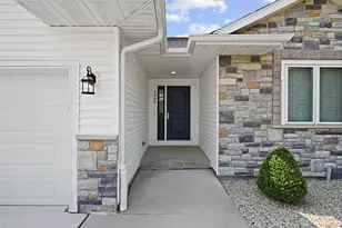 3909 16th Pl, Kenosha, WI 53144 - Photo 3