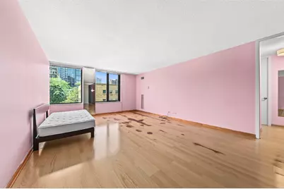 929 N Astor St #203, Milwaukee, WI 53202 - Photo 5