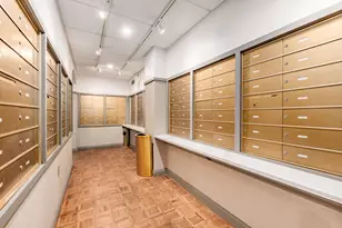 929 N Astor St, Milwaukee, WI 53202 - Photo 27