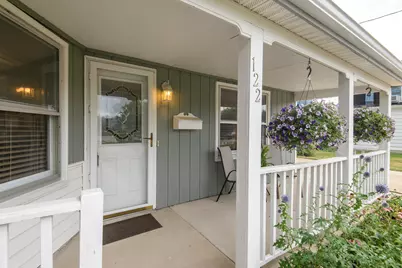 122  Elm St, Pewaukee, WI 53072 - Photo 5
