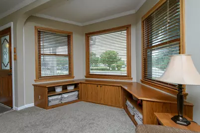 122  Elm St, Pewaukee, WI 53072 - Photo 7