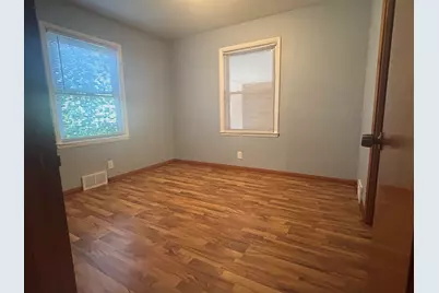 2900  Drexel Ave, Racine, WI 53403 - Photo 9