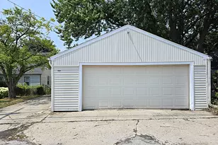 3756 N 100th St, Milwaukee, WI 53222 - Photo 45
