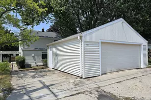 3756 N 100th St, Milwaukee, WI 53222 - Photo 43