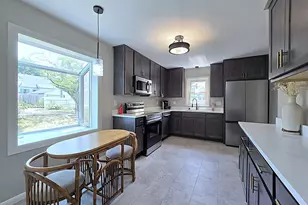 3756 N 100th St, Milwaukee, WI 53222 - Photo 9