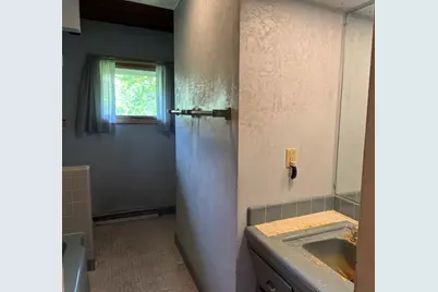 10117 N Greenview Dr, Mequon, WI 53092 - Photo 13